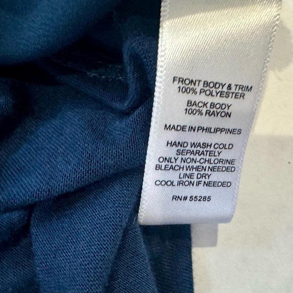 Express flowy zip back chiffon top ❤️ - Picture 6 of 6